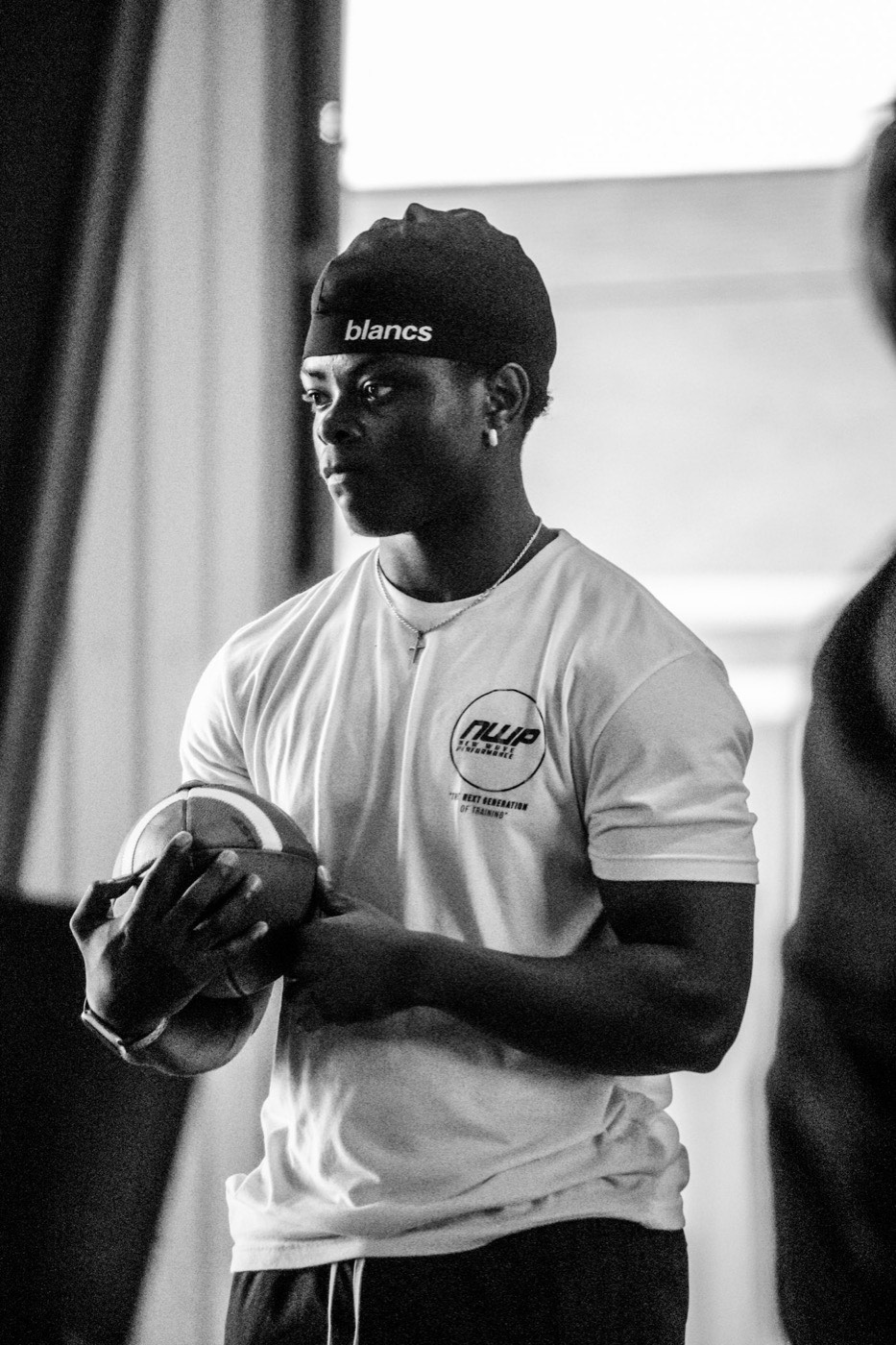 Athlete training with New Wave Performance